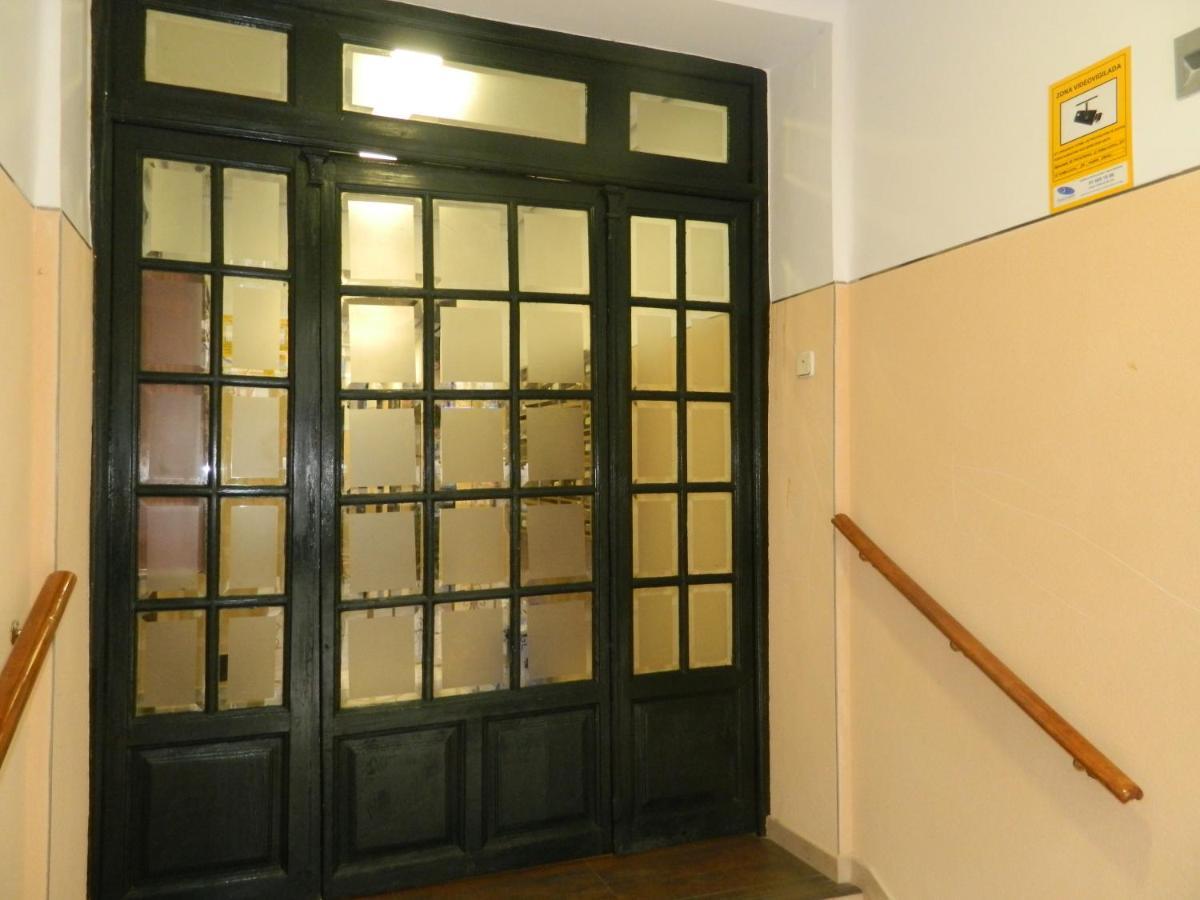 Apartment Centro / Ferrocarril 3 *